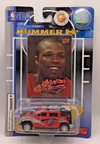 Sebastian telfair autograph - sebastian,
